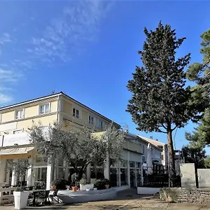 Apartment Lara Deluxe Superior 5 Star Apartment, Your Piece Of Heaven By The Sea & Park, Novigrad Istria