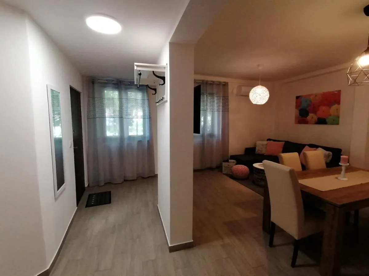 Apartments Pepe Novigrad Istria 0*,  Κροατία
